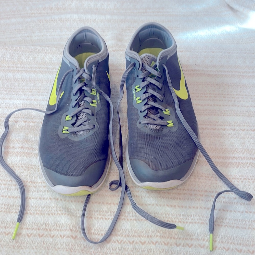 Nike Flywire Women’s Sneakers (bundle 3 for $30)